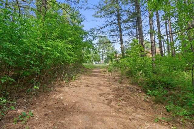 5581 Maple ROAD, West Bend, WI 53095