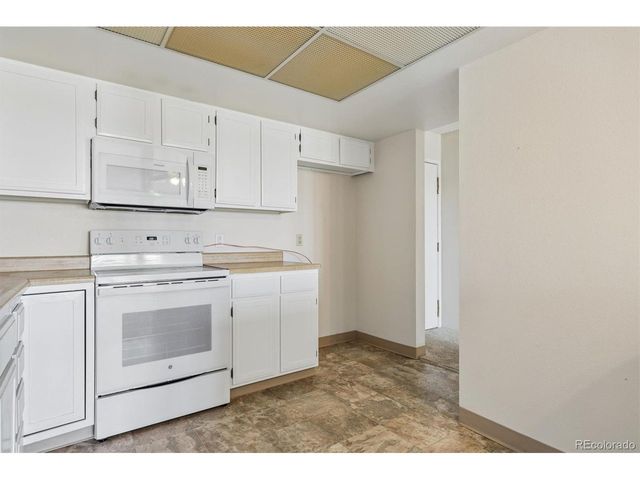 13902 E Marina Dr 311, Aurora, CO 80014