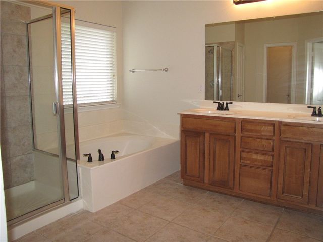 5890 Grosseto Drive, Frisco, TX 75034