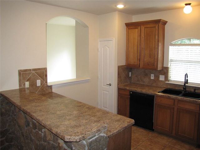 5890 Grosseto Drive, Frisco, TX 75034