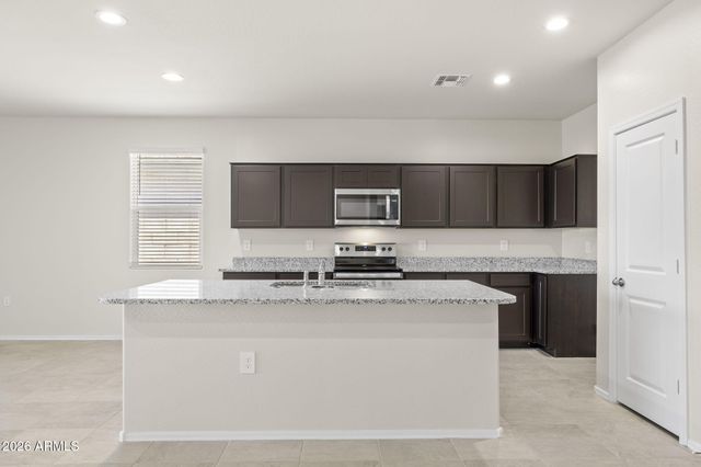 17818 W PALO VERDE Avenue, Waddell, AZ 85355