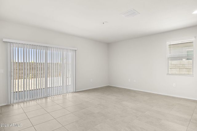 17818 W PALO VERDE Avenue, Waddell, AZ 85355