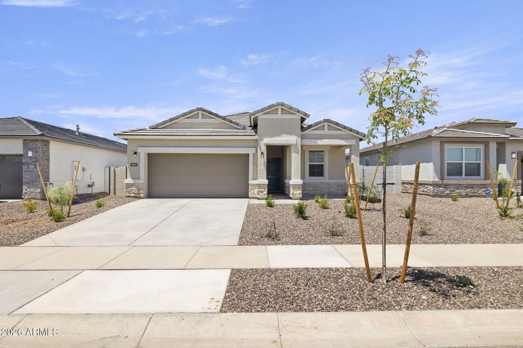 17818 W PALO VERDE Avenue, Waddell, AZ 85355
