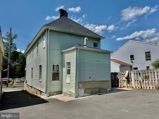 659 S 2ND ST, Plainfield, NJ 07060