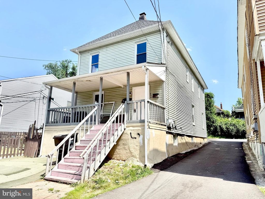 659 S 2ND ST, Plainfield, NJ 07060