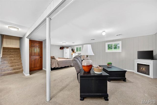800 Matson Hill Road, Defiance, MO 63341
