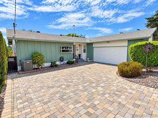 8815 Joris Way, La Mesa, CA 91941