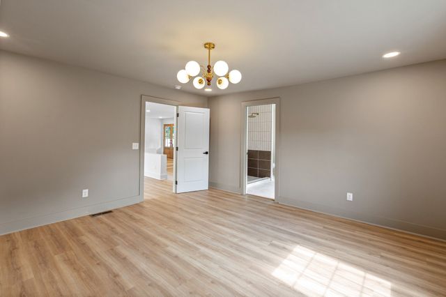 521 Pawnee Trl, Columbia, TN 38401