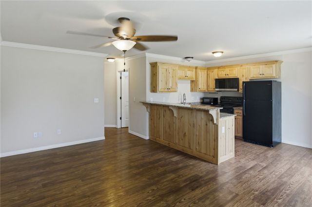 6204 SW Chickadee Street, Bentonville, AR 72713