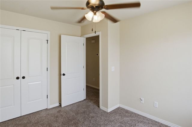 6204 SW Chickadee Street, Bentonville, AR 72713
