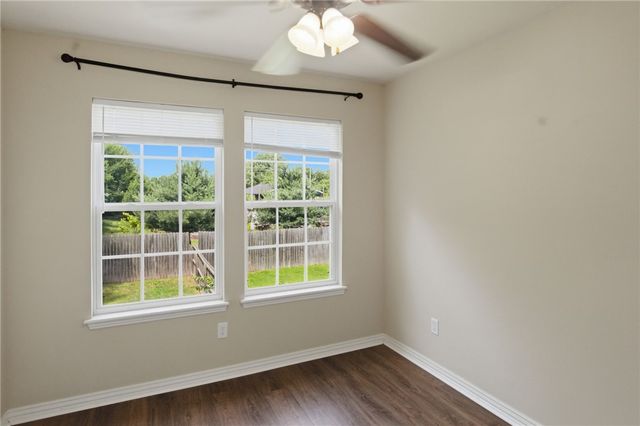 6204 SW Chickadee Street, Bentonville, AR 72713