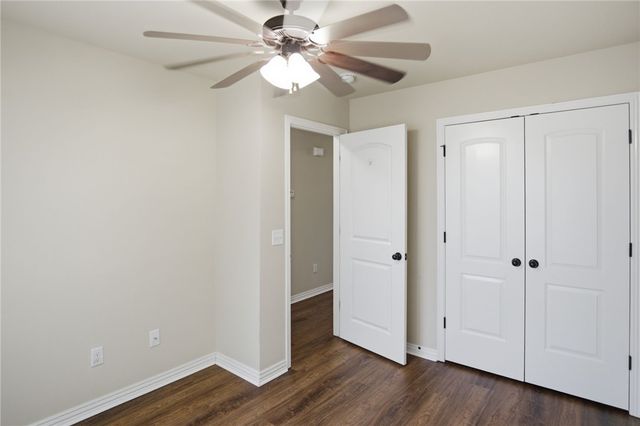 6204 SW Chickadee Street, Bentonville, AR 72713