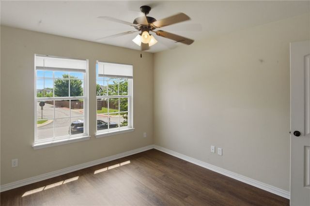 6204 SW Chickadee Street, Bentonville, AR 72713