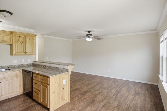 6204 SW Chickadee Street, Bentonville, AR 72713