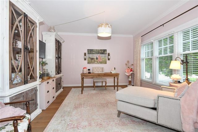 4731 Jamesford Drive, Jamestown, NC 27282