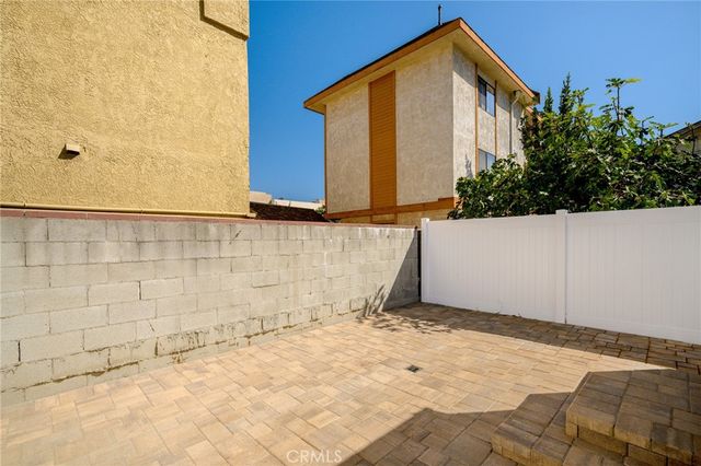 908 E Maple A, Glendale, CA 91205
