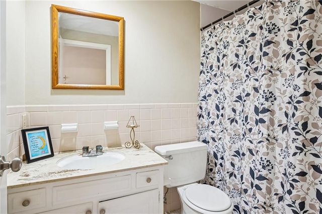 10928 W 91ST Street, Overland Park, KS 66214