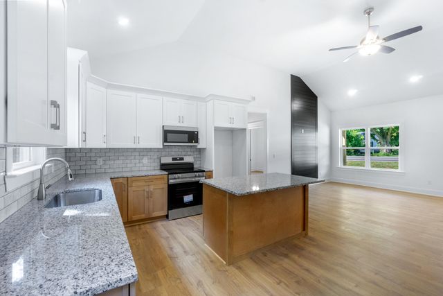 1105 N Chattanooga Street, Lafayette, GA 30728
