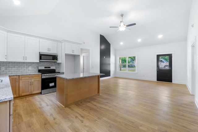 1105 N Chattanooga Street, Lafayette, GA 30728