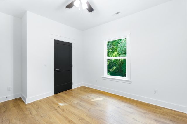1105 N Chattanooga Street, Lafayette, GA 30728