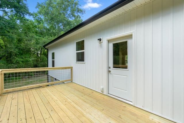1105 N Chattanooga Street, Lafayette, GA 30728