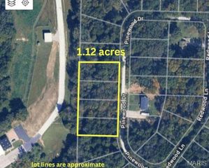 445-457 PInewood Drive, Catawissa, MO 63015