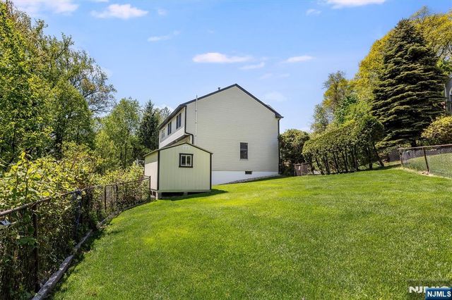 55 Highwood Road, West Orange, NJ 07052