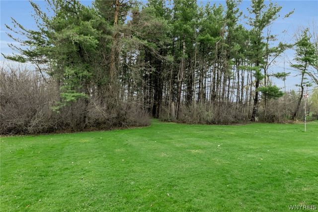 3494 Bowen Road, Lancaster, NY 14086