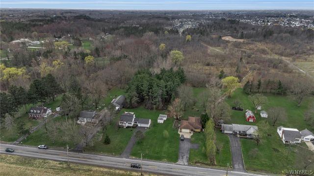 3494 Bowen Road, Lancaster, NY 14086