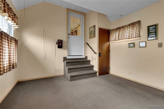 3494 Bowen Road, Lancaster, NY 14086