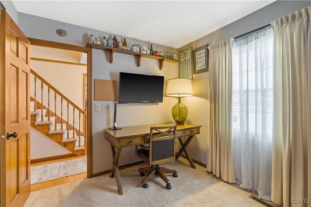 9408 Hawkeye Drive, Cicero, NY 13029