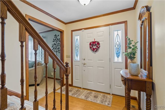 9408 Hawkeye Drive, Cicero, NY 13029