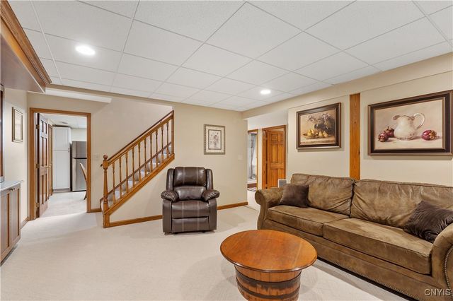 9408 Hawkeye Drive, Cicero, NY 13029