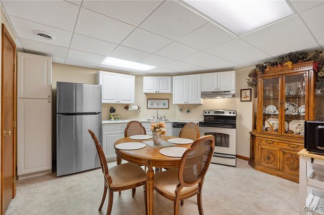 9408 Hawkeye Drive, Cicero, NY 13029