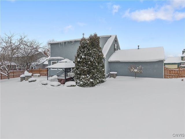 9408 Hawkeye Drive, Cicero, NY 13029