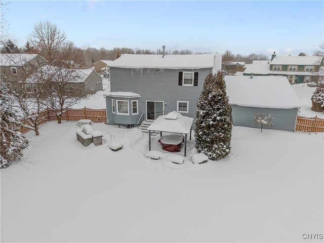 9408 Hawkeye Drive, Cicero, NY 13029