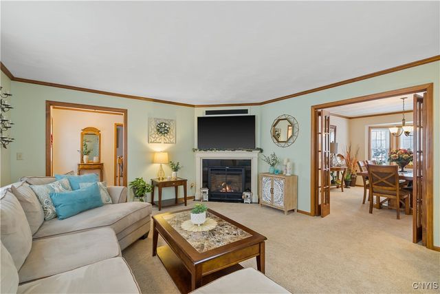 9408 Hawkeye Drive, Cicero, NY 13029