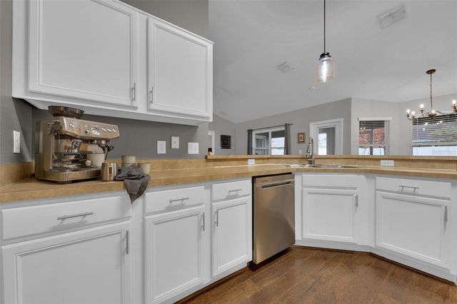 1033 TWISTED BRANCH LANE, St Cloud, FL 34771