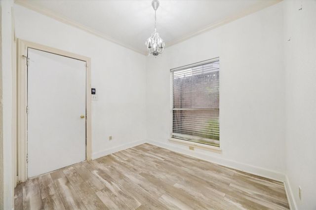 880 Tully Road 13, Houston, TX 77079