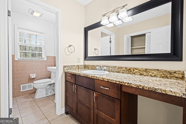 816 Valley Creek Drive, Stone Mountain, GA 30083