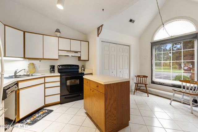 3010 Remington Drive, Wilmington, NC 28405