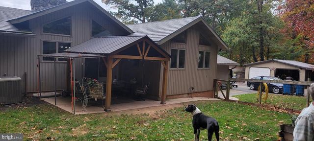 1505 COUNTY LINE RD, York Springs, PA 17372