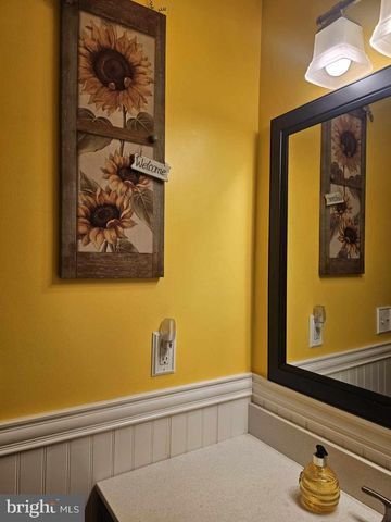 1505 COUNTY LINE RD, York Springs, PA 17372