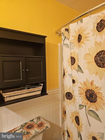 1505 COUNTY LINE RD, York Springs, PA 17372