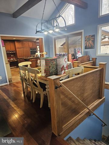 1505 COUNTY LINE RD, York Springs, PA 17372