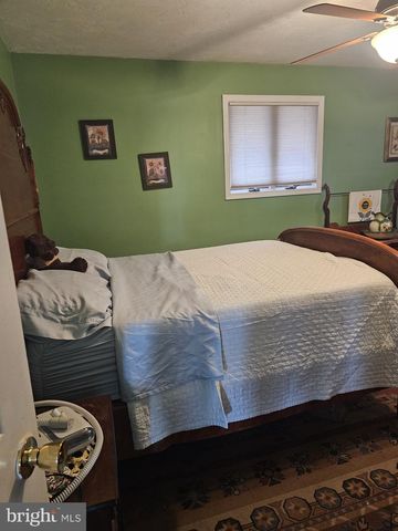 1505 COUNTY LINE RD, York Springs, PA 17372