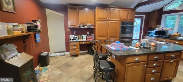 1505 COUNTY LINE RD, York Springs, PA 17372