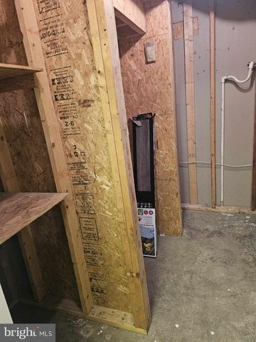 1505 COUNTY LINE RD, York Springs, PA 17372