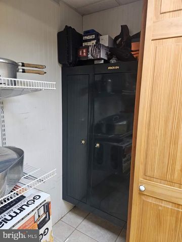 1505 COUNTY LINE RD, York Springs, PA 17372