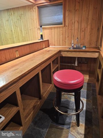 1505 COUNTY LINE RD, York Springs, PA 17372